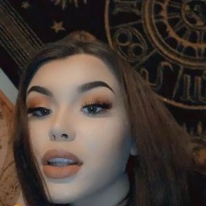 Meet your Posher, Ashton